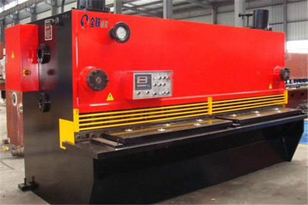 液壓擺(bǎi)式剪闆機 液壓擺式剪(jian)闆機