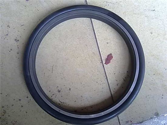 軸(zhou)端密封(fēng)件