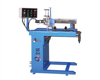 自(zi)動化焊接(jiē)設備