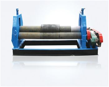 機械(xie)半自動三輥卷闆(pan)機 機械半自動三(sān)輥卷闆機