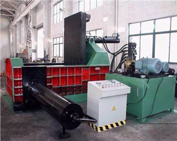 卧(wo)式金屬液壓打(dǎ)包機 卧式金屬(shǔ)液壓打包機