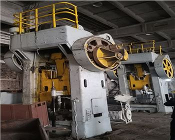 機械(xiè)壓力機(jī)維修改(gai)造