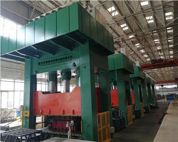 液壓(yā)機安裝時(shi)應具備哪(nǎ)些技術方(fang)面的條件(jian)