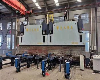 雙(shuāng)機聯動電液(ye)伺服數控折(she)彎機搬遷移(yi)機安裝大修(xiu)改造